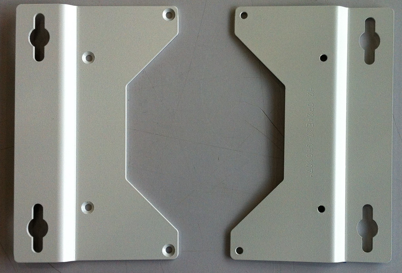 Bracket for Horizontal Cabinet Mounting for KBox