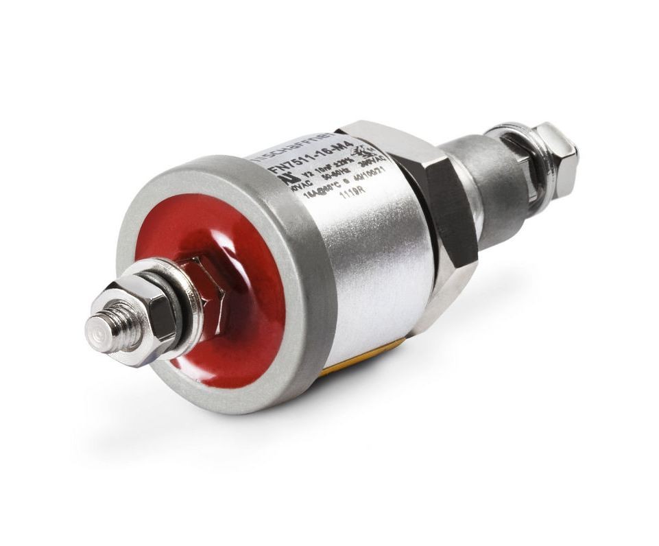 Feed Through 300VAC, 10A, 2.2nF
