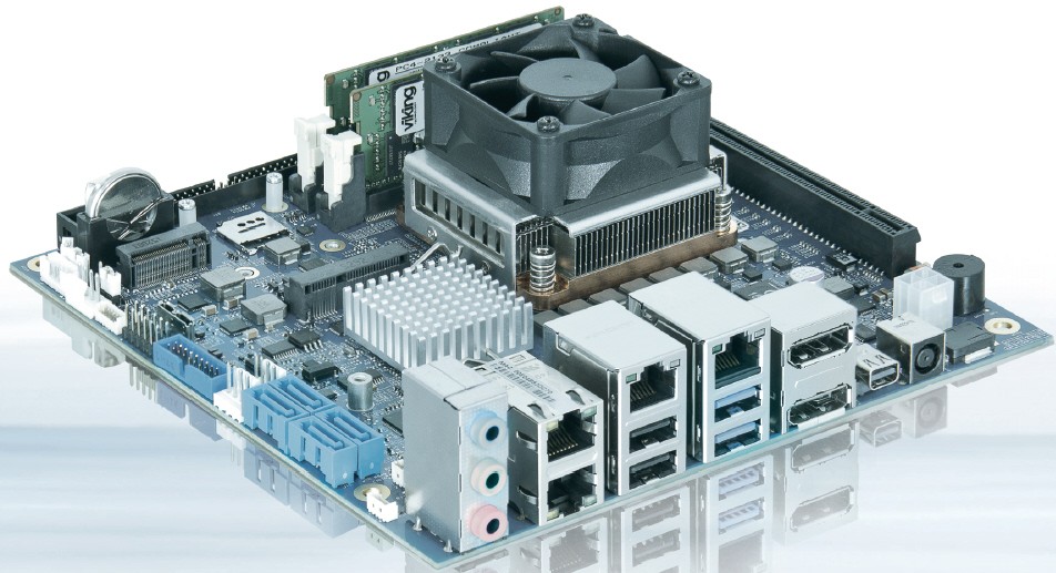 mITX ind. Mobile Motherboard with C236 7th Generation Intel® Xeon E3-1505M